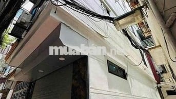 Hiếm ! Bán Nhà trung tâm Đống Đa,Lô góc ngõ nông gần ph