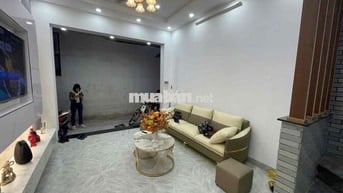 Nhà đẹp Phan Đình Giót! 50m ra ô tô, ngõ ba gác. 35mx5T. Chỉ 8,5 tỷ