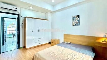 PENHOUSE 1PN 1BẾP, BAN CÔNG, FULL NỘI THẤT TẠI PHÚ NHUẬN TIỆN QUA Q1