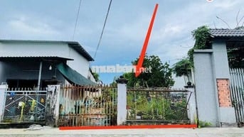 Chủ kẹt bán gấp lô đất Đ.Dương Công Khi Hóc Môn.DT 110m2 Giá 1tỷ5 SHR