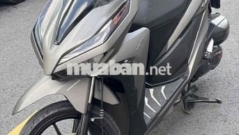 cần bán vario 150 2020