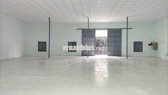CHO THUÊ KHO 265M2 NGAY NGÃ TƯ AN SƯƠNG ĐƯỜNG TÀI NỀN GẠCH MEN