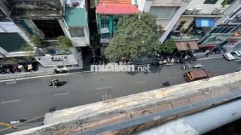 Mặt bằng kinh doanh 5 tầng Mai Hắc Đế – 38 triệu/tháng