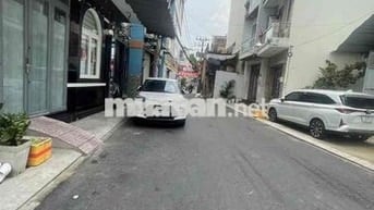 Bán nhà H6m thông Tân phú 4x24 .2 tầng 2pn sổ đẹp vuôn vức