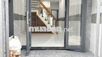 Cho thuê nhà Trệt Lửng gần Sân vận động Đông hoà Dĩ An