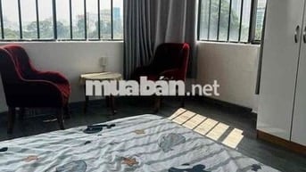 Cho thuê gắp siêu phẩm 2 phòng ngủ trung tâm quận 3 view lầu cao với d