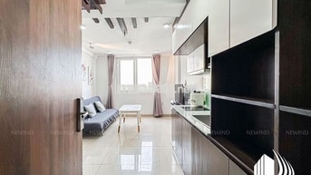 Cho thuê căn hộ 2 tầng 1WC 1PT, kế bên siêu thị Big C, Nguyễn Thị Thập