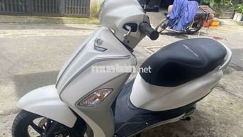 Xe tay ga Yamaha Grande 2019