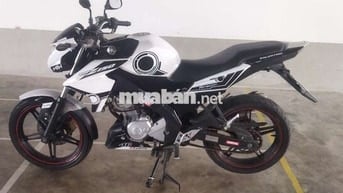 Cần bán Fz150i màu trắng