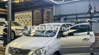 Toyota Innova 2013 2.0E - 150000 km