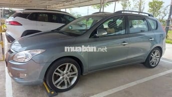 Hyundai i30 2010 CW 1.6 AT - 86999 km