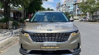 Kia Carnival 2.2D Signature 2021 xe đẹp, màu HOT