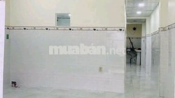 Nhà sạch sẽ,dt60m,2pn,gác đúc lững,đường nhựa,xe hơi đậu trước nhà