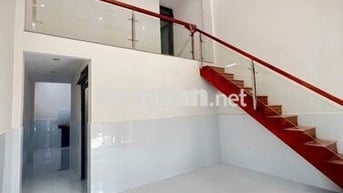 Bán nhà mới NGAY METRO đường số 17, Linh Trung , Giá 4,5Tỷ TL