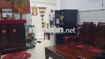Chủ gửi bán chung cư An Sương lầu 1 dt 70m2, có 2pn,2wc