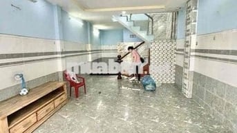 Nhà 4x10m 1Lầu Đúc (2PN 3WC) Hẻm 6m Thông. Gần Chợ Bình Long