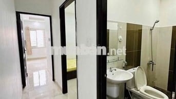 🏠Cho thuê 2 phòng ngủ THÀNH THÁI Q10 rộng thoáng thang máy giá 10tr5