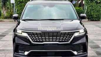 Kia Carnival 2023 Signature 2.2D - 33000 km