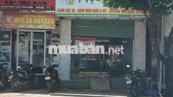 Cho thuê nhà mặt tiền đường Cách mạng tháng 8