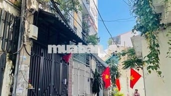 Chính chủ bán nhà khu đệ nhất khách sạn