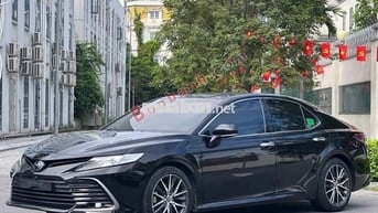 Xe Toyota Camry 2.5Q 2022 - 1 Tỷ 150 Triệu