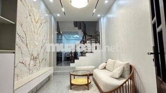 NHÀ PHỐ DOÃN KẾ THIỆN-CẦU GIẤY-35M2-5 TẦNG-VÀI BƯỚC CHÂN RA Ô TÔ .