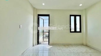 STUDIO BAN CÔNG FULL NỘI THẤT GẦN CẦU VƯỢT NGÃ TƯ GA