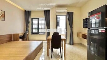 Căn Hộ Studio Cao Cấp - Ban Công - Full NỘI THẤT - Cạnh Đầm Sen