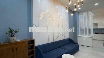 nhà 3 tầng 1 tum kiệt Phạm nhữ Tăng dọn vào ở ngay