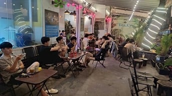 Sang quán COFFEE cực đẹp 2 Mặt tiền đông đúc, có 6 phòng trọ cho thuê
