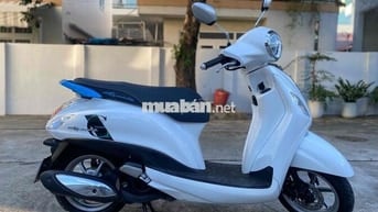 Grande trắng 2021 giá 28,5