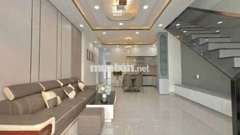 🔥Cô Lan cần bán nhà gấp ở Phùng Văn Cung, Phú Nhuận-4tỷ2, mua ở ngay!