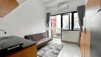DUPLEX BAN CÔNG FULL NỘI THẤT NGAY GẦN SÂN VẬN ĐỘNG PHÚ THỌ