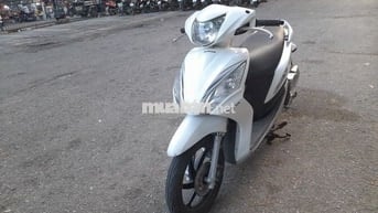 Gia đình cần bán xe Honda Vision bks hanoi  máy mó
