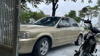 Ford - Laser Ghia MT 1.8 - 2003