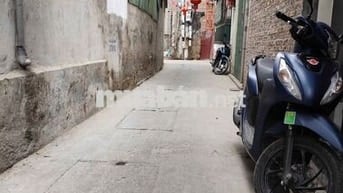 Bán đất Quang Lãm mặt ngõ thông/ ôtô cách 30m: 53m2/vuông vắn