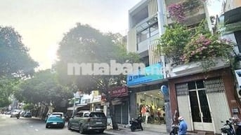 Mặt tiền LÊ THỊ RIÊNG, Q.1 - DT: 4,5m x 15m - 5 Tầng - Giá: 36 Tỷ