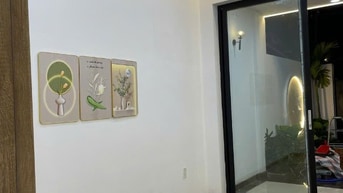 Biệt thự sân vườn 123m2 - 3pn - xe hơi - sát MT 