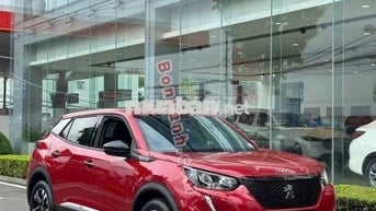 Peugeot 2008 Allure 1.2 AT 2025