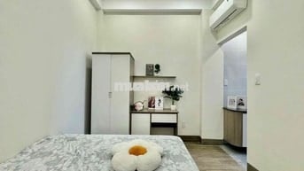 Trống căn STUDIO NGAY mặt tiền đường KHÁNH HỘI CÁCH Quận 1 800m