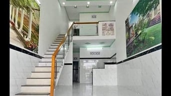 Tỉnh Lộ 10, Đúc Kiên Cố, SHR, HXH. Giá 1 tỷ 750 thương lượng !!!