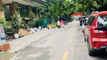 Cho thuê Vp, MBKD nhà phố Phọ Tháp, DT 150m2 x 1 tầng, mặt tiền 8m