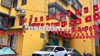 TẬP THỂ NAM THÀNH CÔNG - HOÀNG NGỌC PHÁCH - SỔ TO - TẦNG 2 LÔ GÓC
