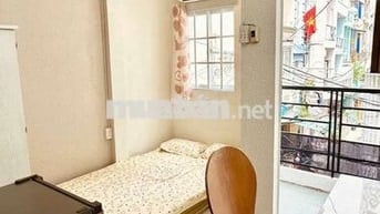 Khai trương căn hộ mini ban công - Gần các trường ĐH lớn Quận 5 - 10