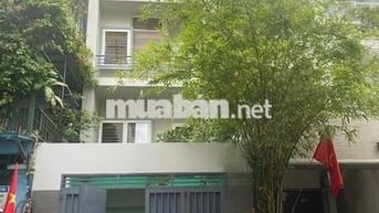 Cho Thuê Nhà Đường Trần Quý Khách, Quận 1 ( 4x18m - 3 lầu )