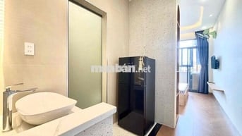 Căn hộ Full nội thất 1PN tách bếp cửa sổ lớn ngay chợ bà chiểu gần Q1