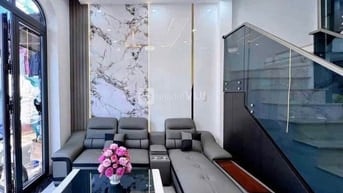 Chủ nhà cần tiền bán gấp nhà ở Nơ Trang Long phường 7 Bình Thạnh