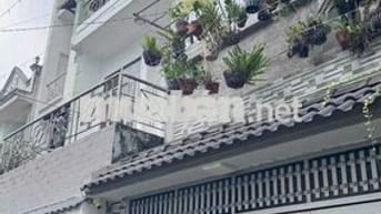 Cần cho thuê nhà P ĐHT Q12 .DT 4 x17 .1 trệt 2 lầu 3PN 2WS