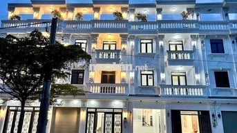 NHÀ PHỐ KHU ANH TUẤN –  Đường Huỳnh Tấn Phát, giáp Quận 7