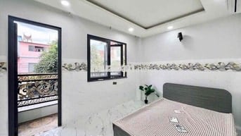 STUDIO BAN CÔNG CỰC THOÁNG NHÀ SIÊU SẠCH CÓ MÁY LẠNH GẦN NGÃ TƯ BỐN XÃ